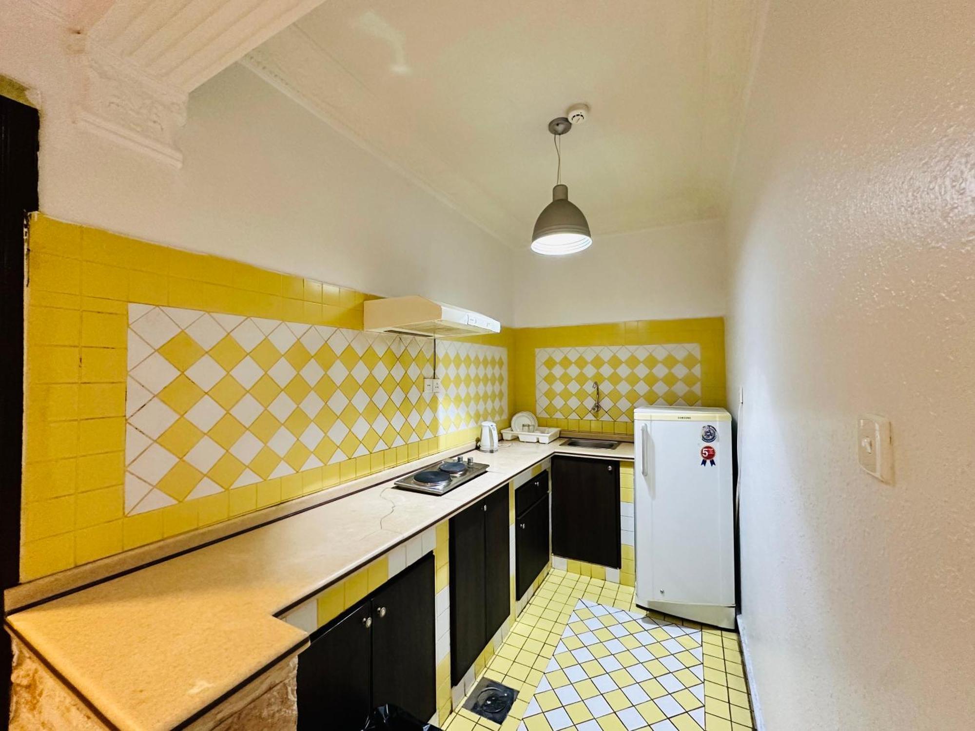 Delmon Hotel Suites Джеда Екстериор снимка